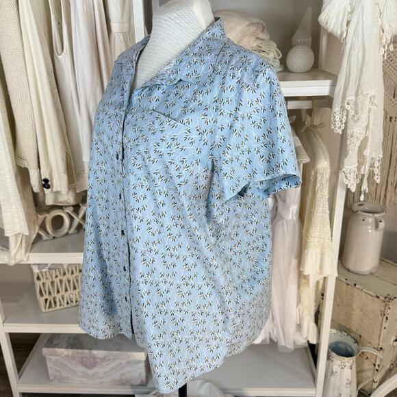 Noble Outfitters Plus size XXL, 2X blue button up top, blouse, shirt casual 4163 - Picture 2 of 11